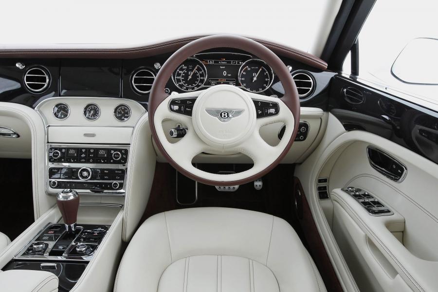  Bentley Mulsanne 2010 года  (фото 59 из 262)